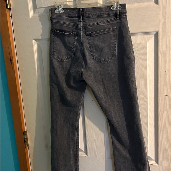 LOFT women’s Dark Gray cropped Straight Jeans - Picture 4 of 5